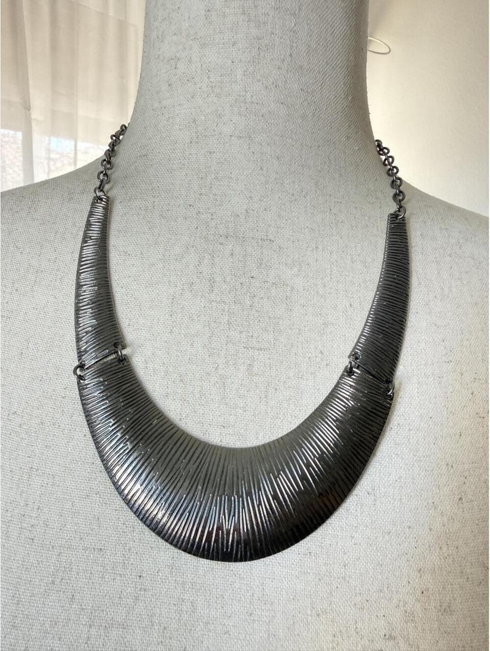 Gunmetal Ridged Bib Collar Statement Necklace